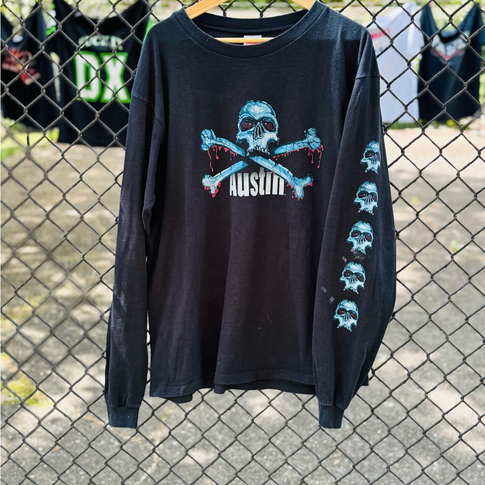 WWF VINTAGE Austin Skull Crossbones Long Sleeve Tee - Black with Teal Graphic
